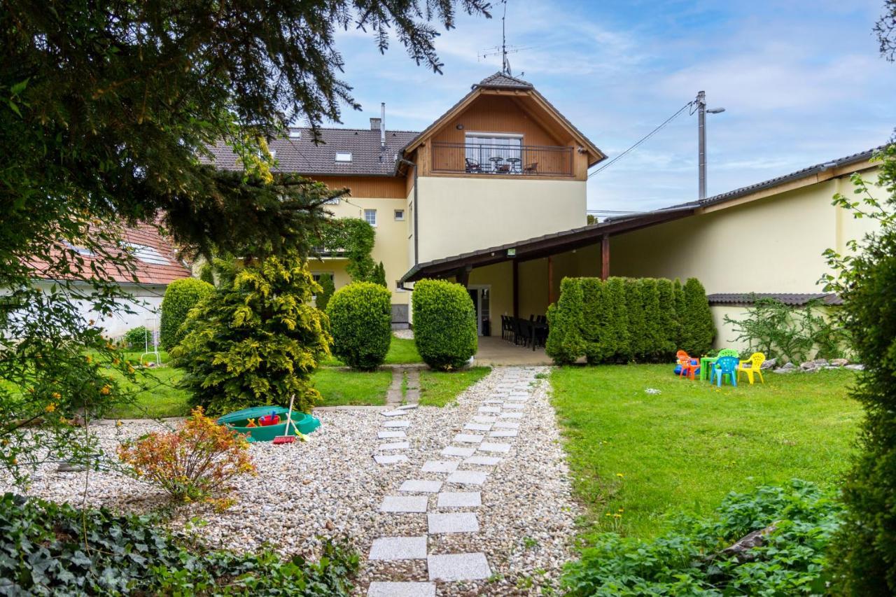 Apartmanovy Dum Vilémovice Exteriér fotografie